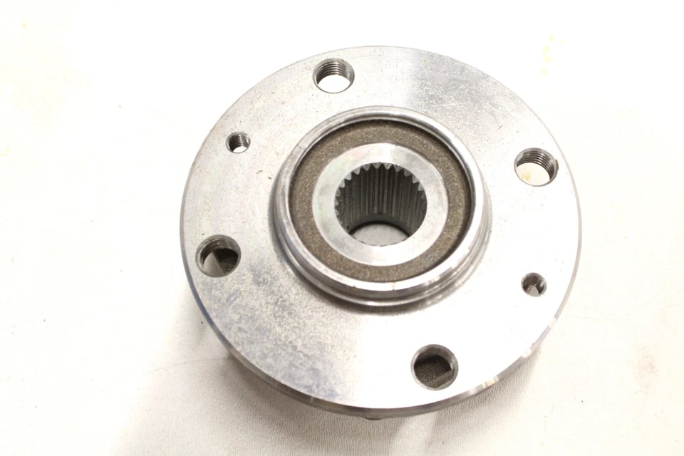 Conjunto de cojinete de cubo de rueda delantero SKF Saab 9000 1986-1989 8952996 Turbo Foto 3 de 4