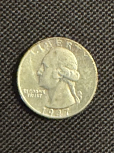 Extremely Beautiful 1947 Washington Head SILVER Quarter!
