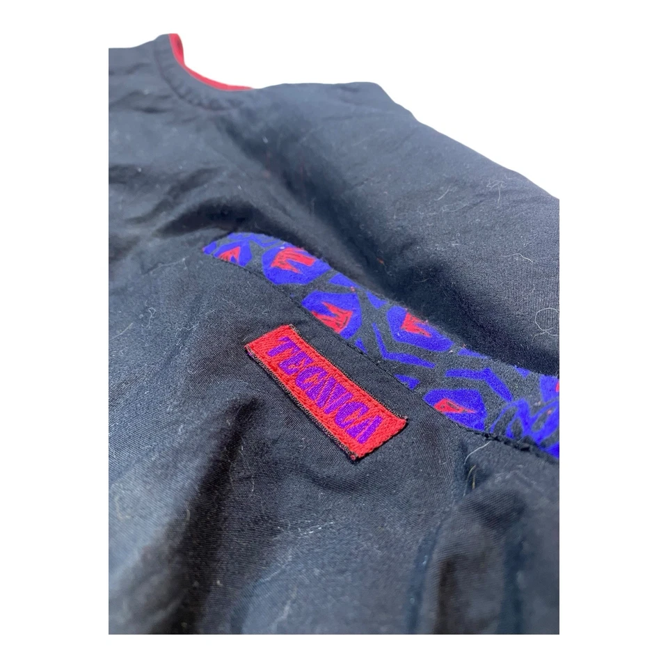 复古 90 年代 Tecnica 背心男式大号阿兹特克红羊毛黑色双面全拉链复古 — 第 2/4 张图片