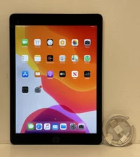 Apple iPad Pro 1st Gen. 32GB, Wi-Fi, 9.7 in - Space Gray - Read Description 