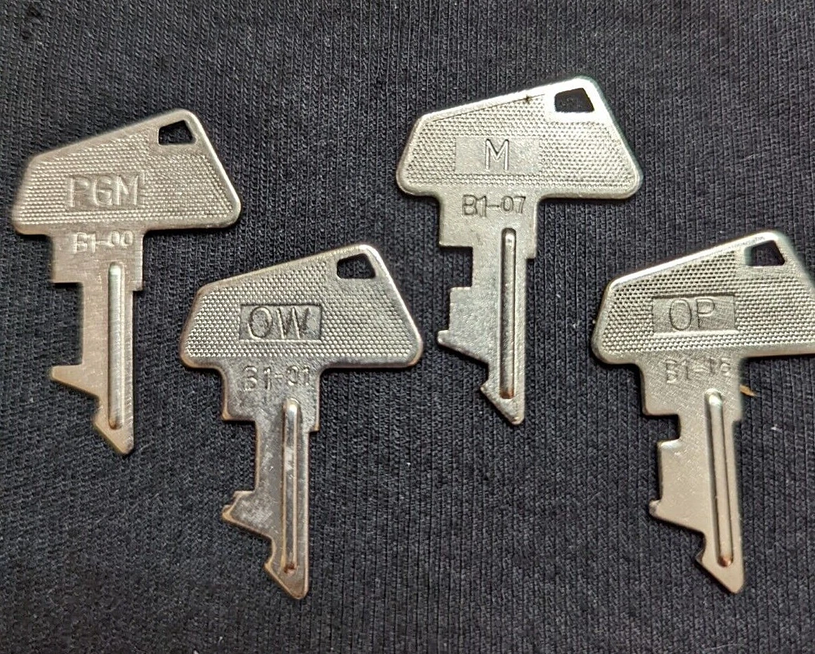 Casio Cash Register Keys Set of 4 OP OW M PGM B1 Series CE Registers