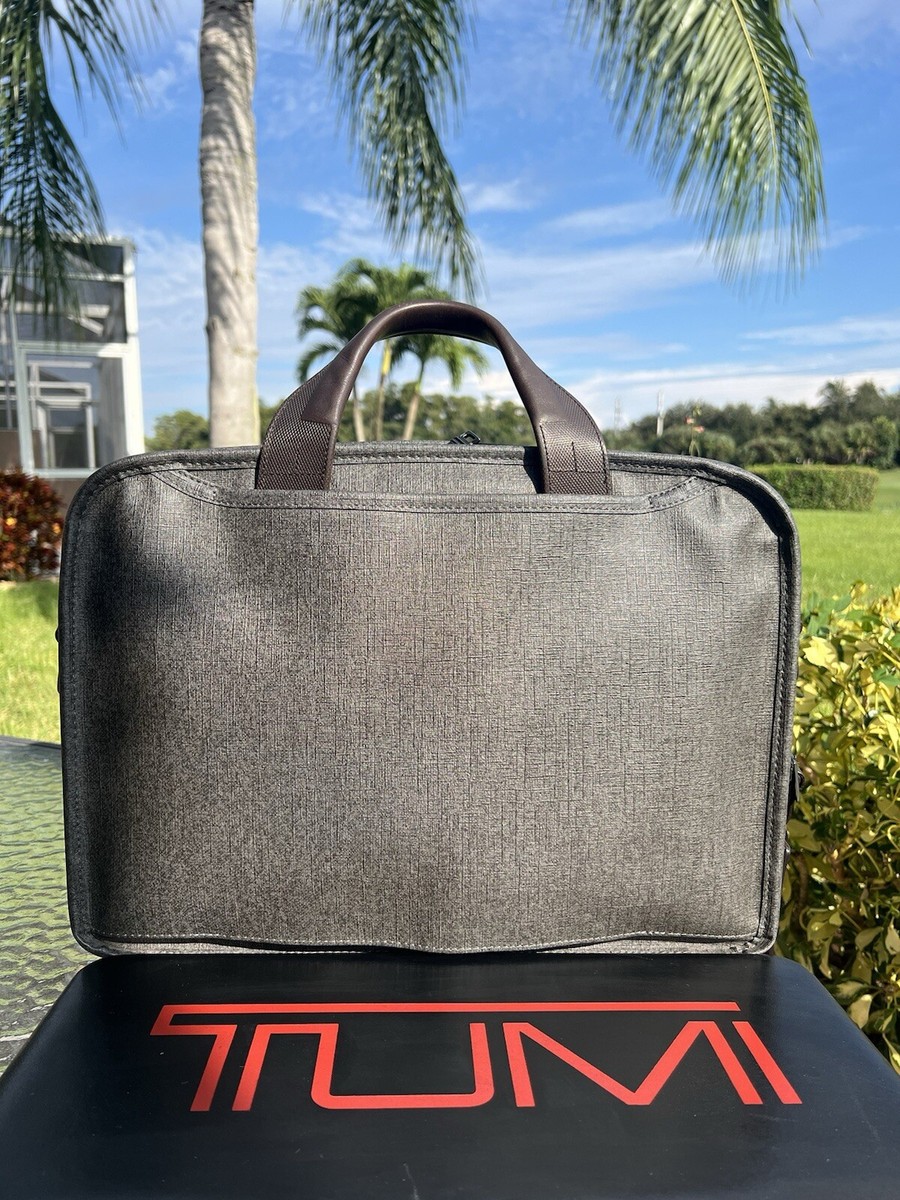 Tumi Alpha 2 T-Pass Medium Laptop Bag Briefcase Earl Gray-Brown