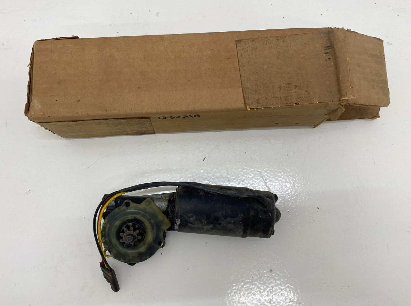 OEM 1964 Ford Power Window Motor C4SB6330457B for sale online eBay