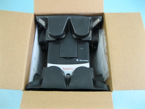 NEW Allen-Bradley 20A-D2P1A0AYNANC0 Ser A Powerflex 70 1 HP AC Drive G16 - Picture 9 of 9