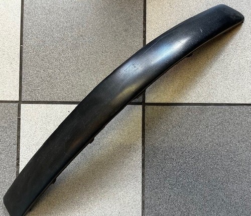 VW Passat 3B Abdeckung Blende Stoßstange vorne rechts 3B0807718