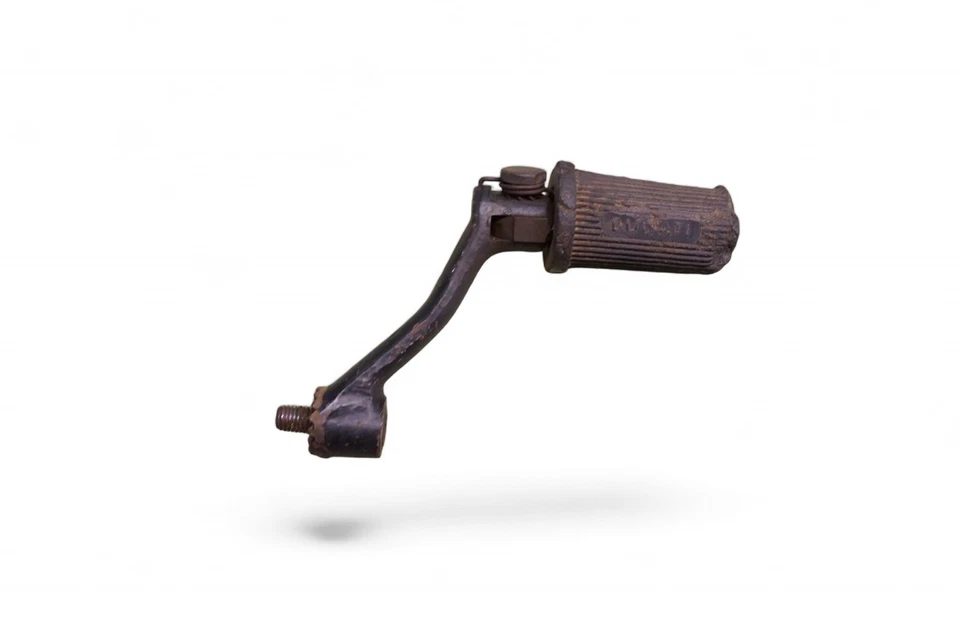 Ducati 750 GT 750GT DM750 1974 Super Sport bisel DM Desmo clavija de pie derecha Foto 2 de 4