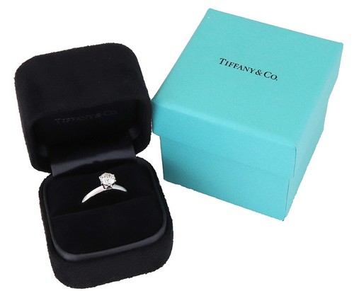 Tiffany & Co. Diamond 0.85ct G VVS Platinum Knife Edge Solitaire Ring GIA - Picture 3 of 8