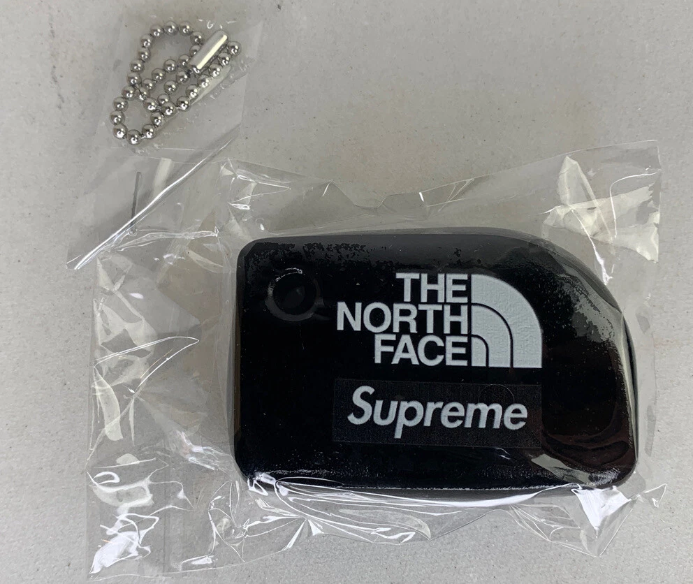 Porte clés flottant Supreme The North Face logo vinyle « noir »