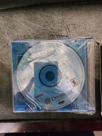 Sega Dreamcast Controller, Green Dreamcast VMU and 2 Dreamcast Games