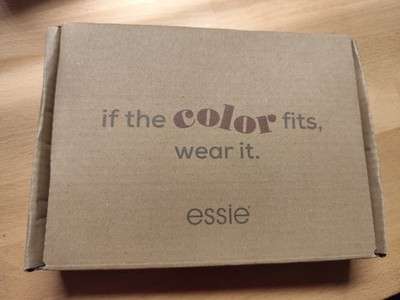 Essie Gel Couture Nagellack Set - 360 345 10 136  Top Coat On A Roll Neu