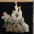 Disney Disneyland Resort Paris Mickey Mouse Castle 2009 Limited Edition Pin — photo 3