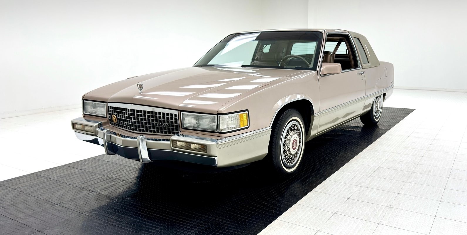 1990 Cadillac Fleetwood for sale in Morgantown Pennsylvania