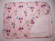 TOVAGLIETTA AMERICANA COLAZIONE CON TOVAGLIOLO ASILO "CONIGLIETTI OCCHIALI" ROSA