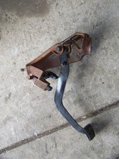 1995 Chevy Ck 1500 2500 3500 - Clutch Pedal 4 5 Speed Manual Gmc Nv3500