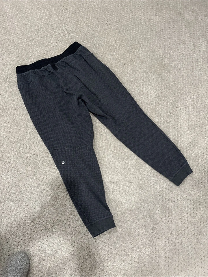 Pantalones de chándal Lululemon para hombre L At Ease texturizados doble punto gris - Ver fotos Foto 3 de 4