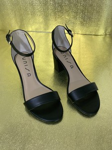 unisa black sandals