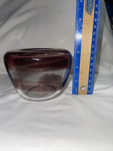 Vintage Hand Blown Amethyst & Clear Art Glass Swirl Bowl / Vase 3.13" x 4.25" In - Picture 7 of 8