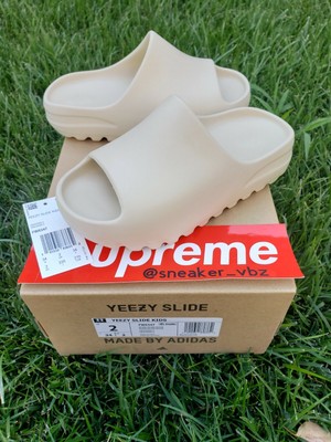 yeezy slides size 10