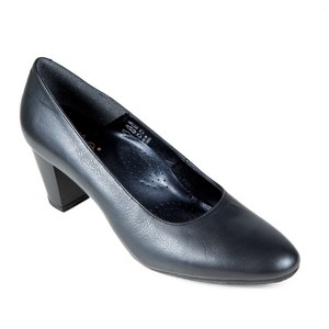black court shoes size 5