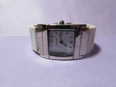 Daisy Fuentes wrist watch white plastic cuff style