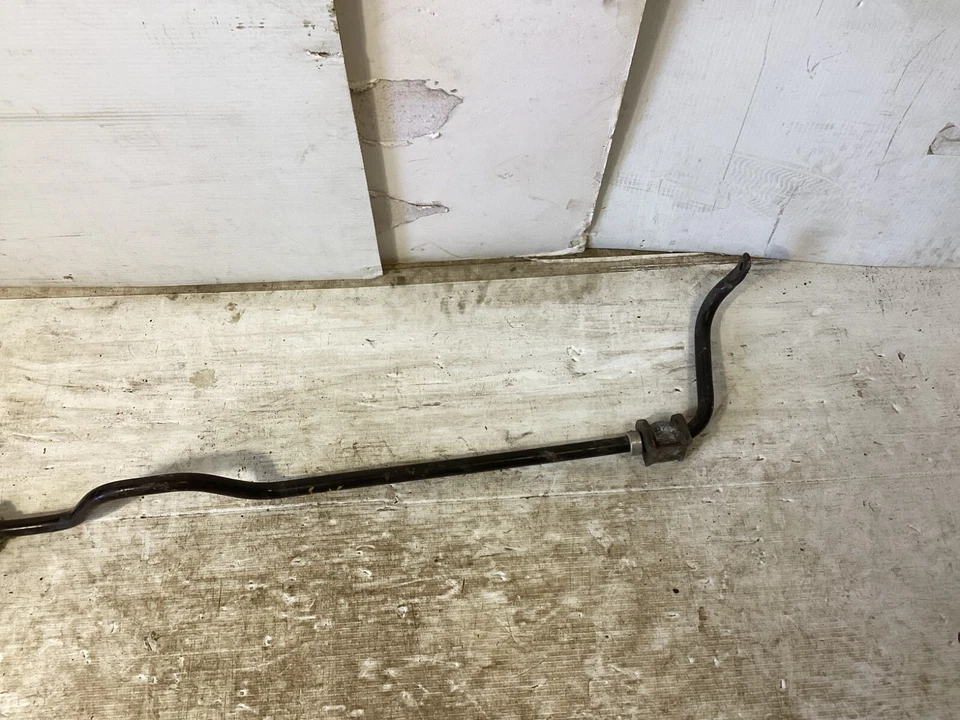 2018 – 2024 Honda Odyssey Rear Stabilizer Sway Anti Roll Bar OEM. - Image 2 of 4