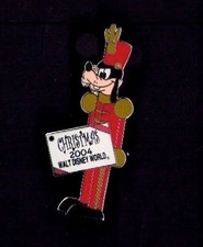 Disney Trading Pins 35266 WDW Happy Holidays 2004 Pin Pursuit Goofy Pin