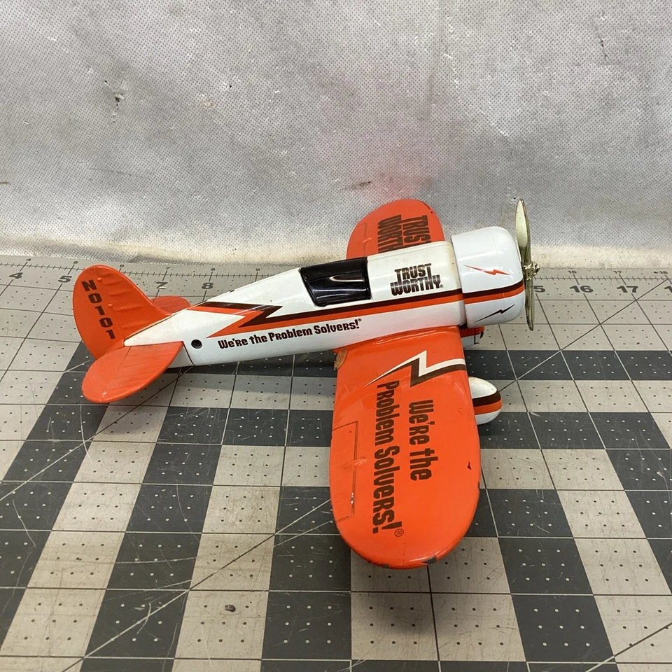 Liberty Classics Trust Worthy Hardware Die Cast Plane Limited Edition 1:32 Scale - Image 4 of 4