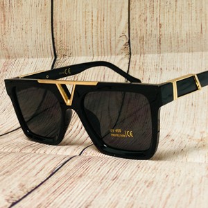 gold frame sunglasses