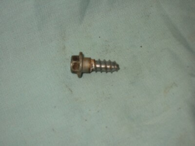 1 QTY Maytag Whirlpool WP22002947 Washer outer tub center Bolt screw DL23