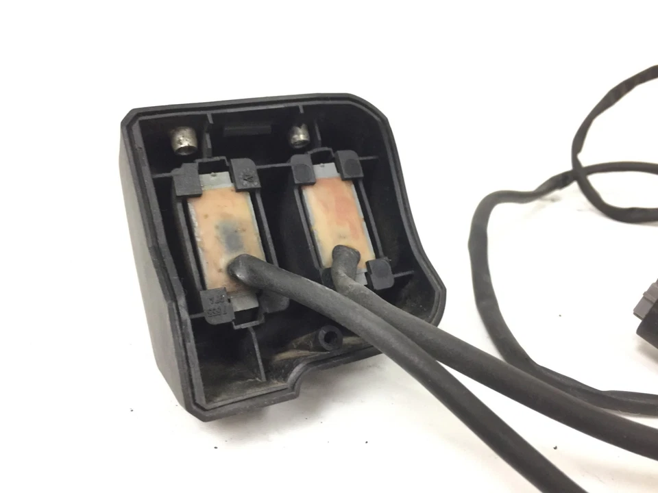 Interruptor de luz de advertencia de peligro manillar derecho OEM BMW R1200RTP R1200RT R900RT OEM Foto 3 de 4