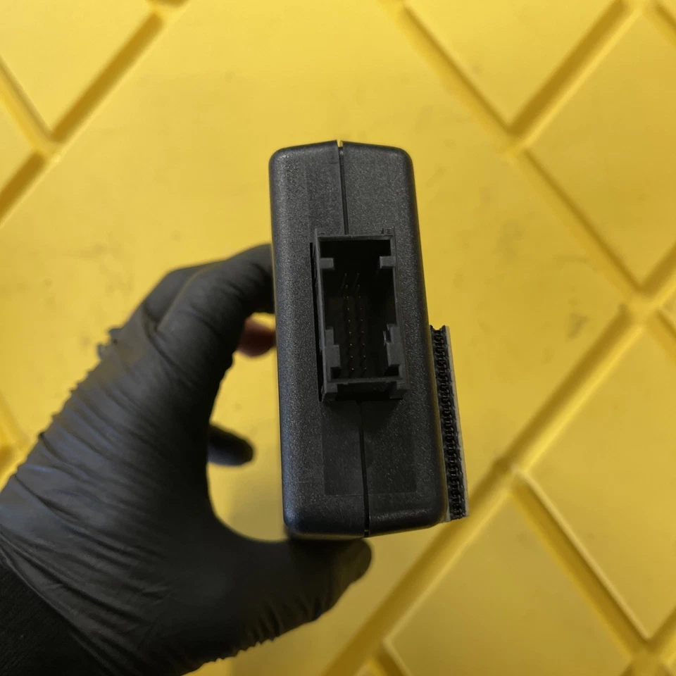 07-09 Módulo de control de interfaz iPod Mercedes W221 S550 CL550 B6 782 42 45 FABRICANTE DE EQUIPOS ORIGINALES Foto 4 de 4