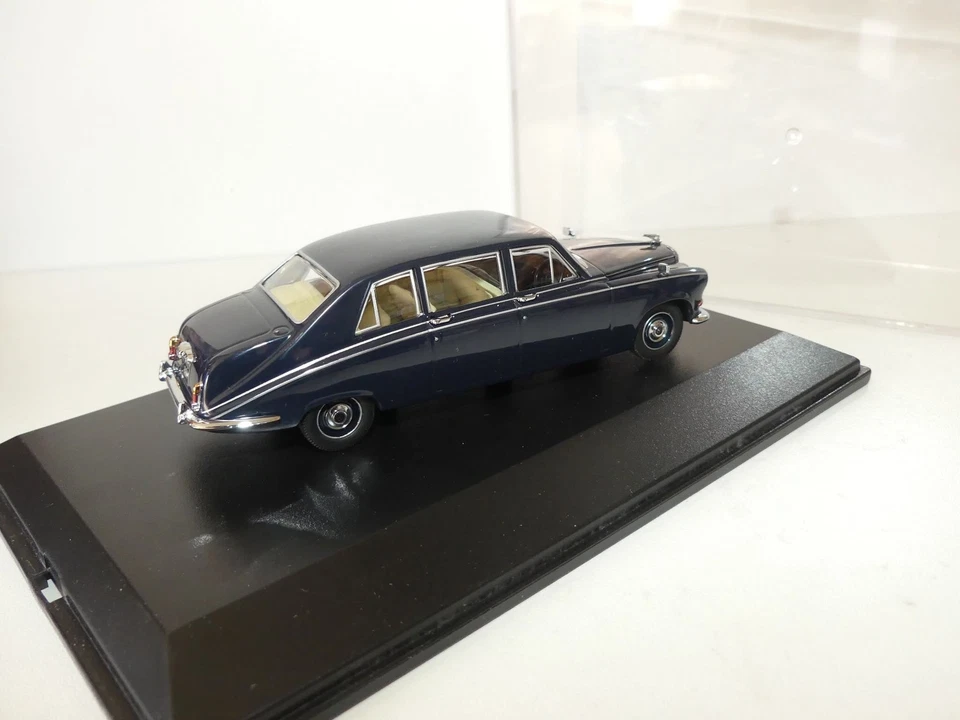 DAIMLER DS 240 LIMO Bleu Marine OXFORD DIECAST DS005 1:43 - Photo 3/4