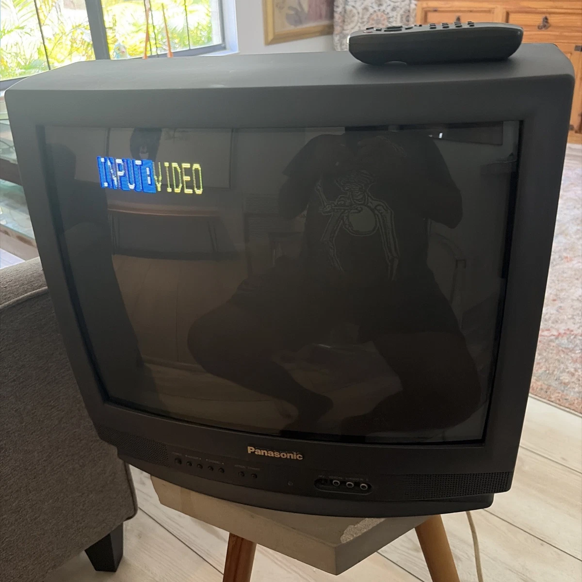 Panasonic TVs without Smart TV Features 20-29 in Screen for Sale