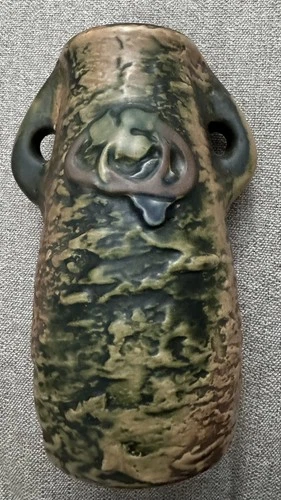 Antique ROSEVILLE IMPERIAL Double Handled VASE No chips or cracks  approx 8.25”