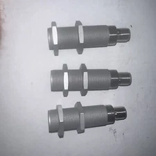 NEW No Box IFM  1 - IGR200 INDUCTIVE PROXIMITY SENSOR  (S117)