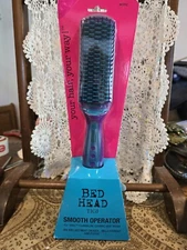 NIB Bed Head Hair Straightener Electric Brush Smooth Operator 