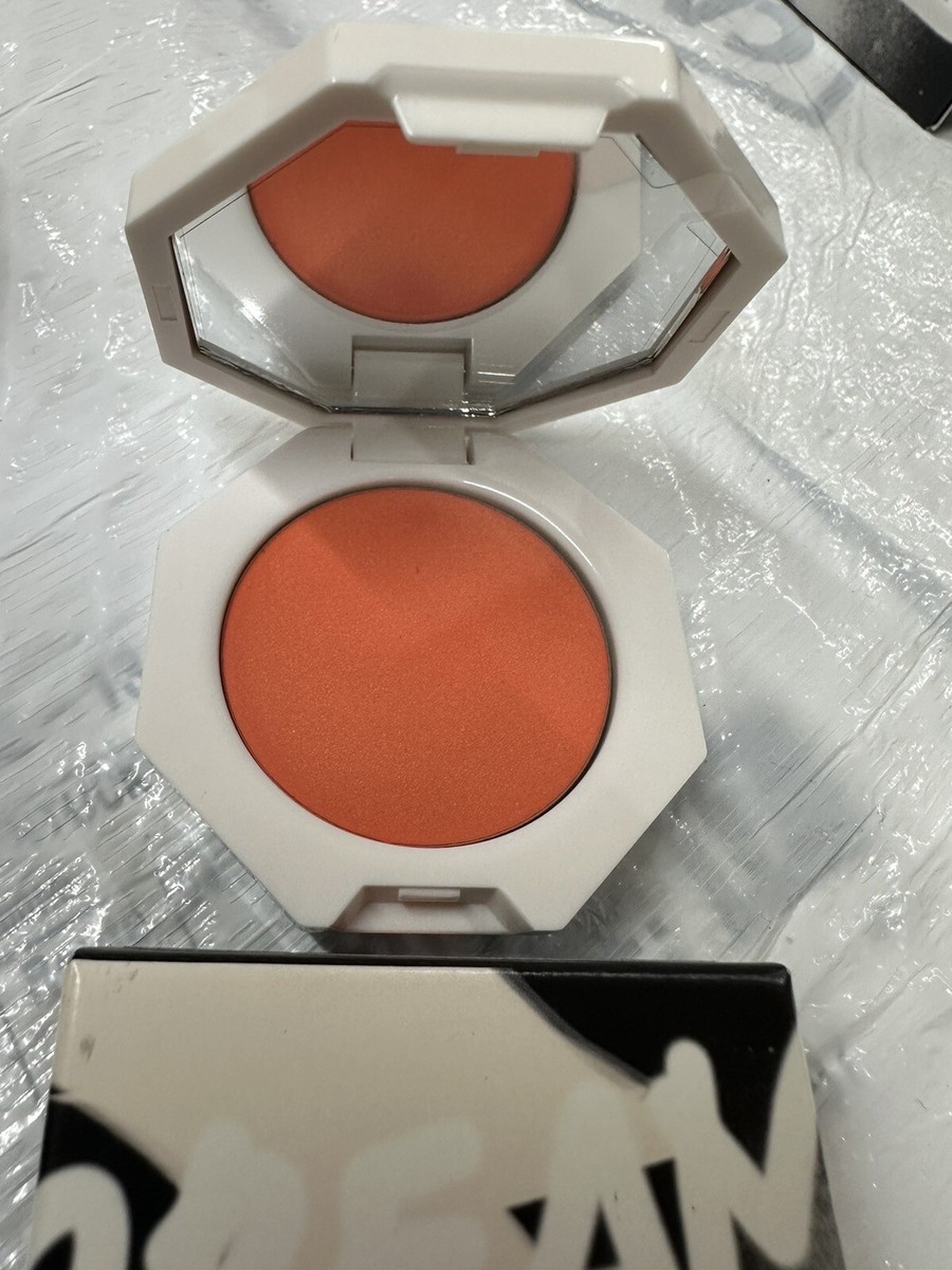 Fenty Beauty By Rihanna Cheeks Out Freestyle Cream Blush 11 Peach