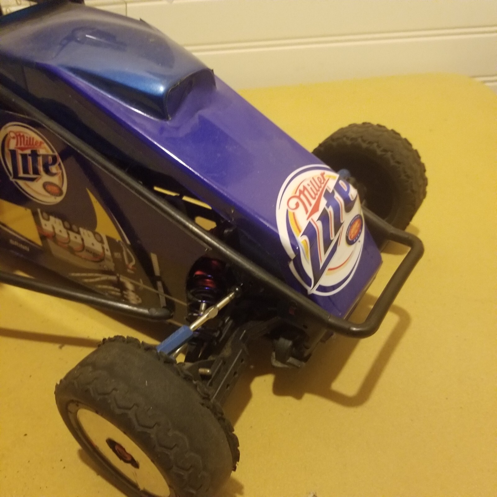 1/10 Scale Radio Control Sprint Car Rolling Chassis AE Losi Tamiya HPI