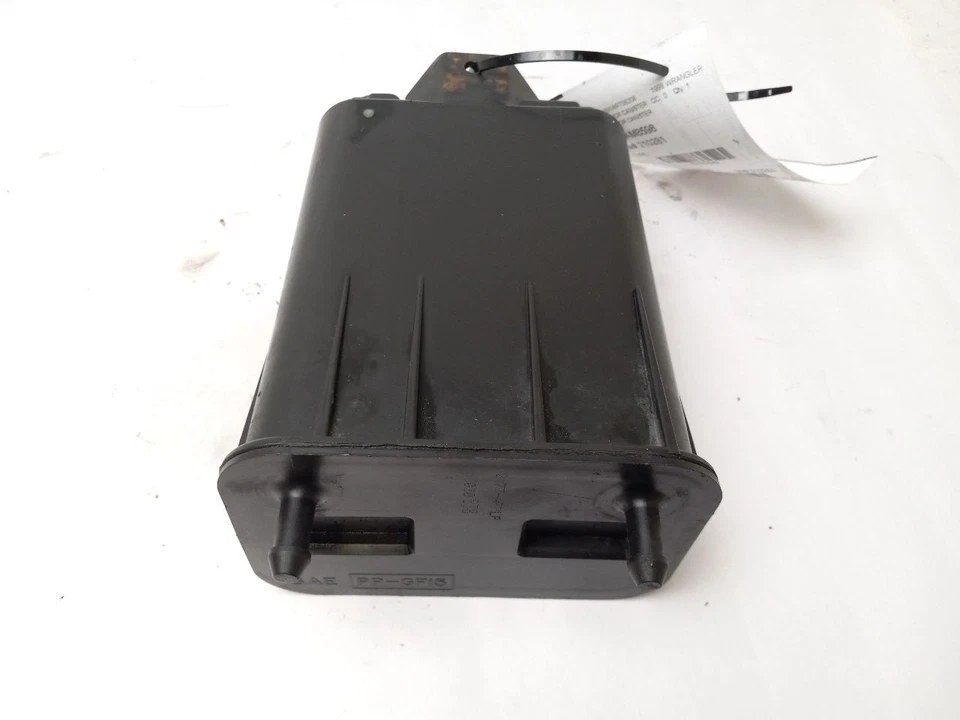 КАНИСТРА С ПАРАМИ ТОПЛИВА подходит для JEEP WRANGLER SAHARA 1998 - Изображение 4 из 4