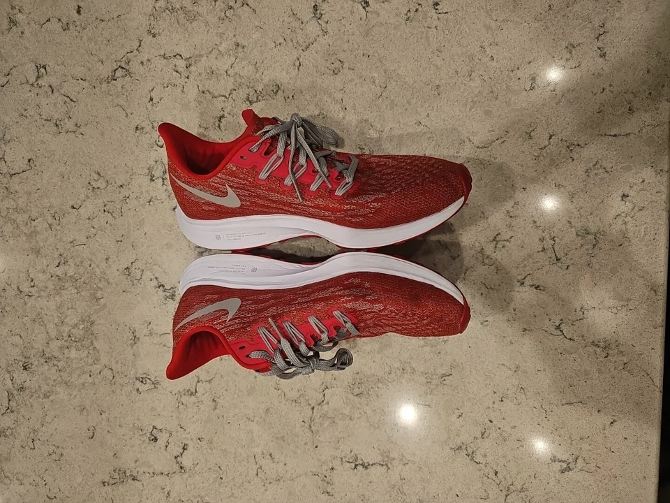 Nike Air Zoom Pegasus Zapatos para Mujer 8.5 Rojo Ohio State Buckeyes OSU C12048-600 Foto 3 de 4