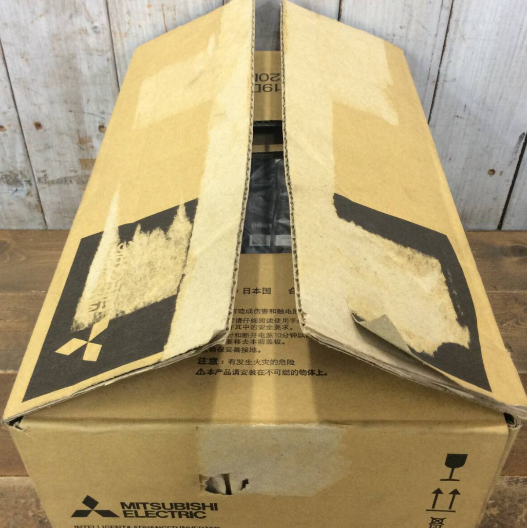 Mitsubishi FR-A820-3.7K-1 High Performance Inverter FR-A800 Mitsubishi FR-A820-3.7K-1 High Performance Inverter FR-A800