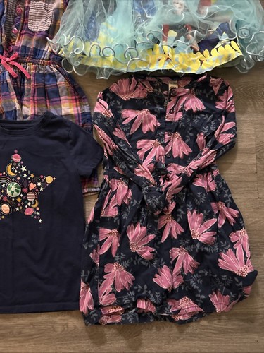 Size 6 Girls Clothing Lot, 18 Items, Disney Descendants, Cat & Jack, Wonder - Picture 21 of 24