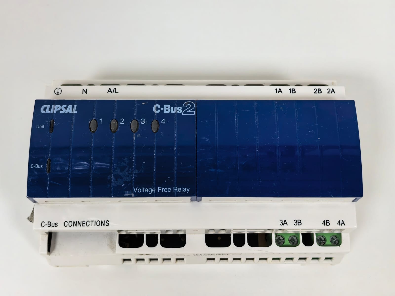 clipsal L5504RVF CLIPSAL L5504RVF 4 CHANNEL VOLTAGE FREE RELAY 220-240V( MFG: 2012) 8