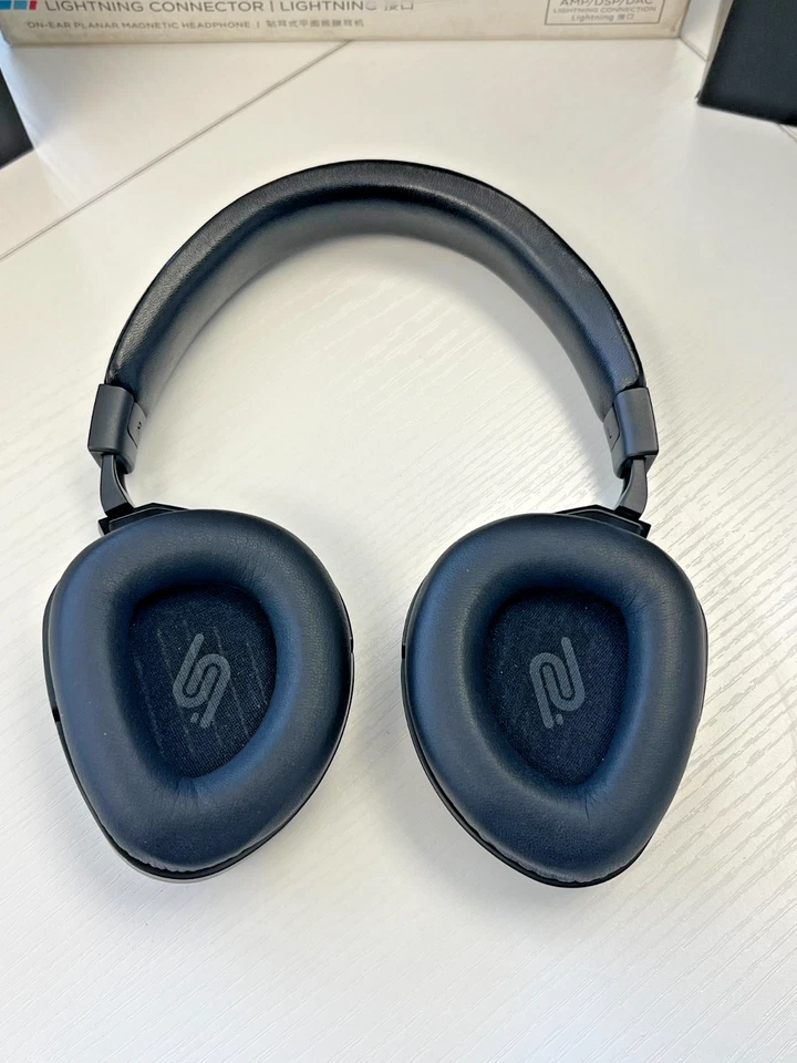 Audeze SINE Sobre la Oreja Cerrado Trasero Planar Magnético Auriculares SIN CABLES INCLUIDOS Foto 3 de 4