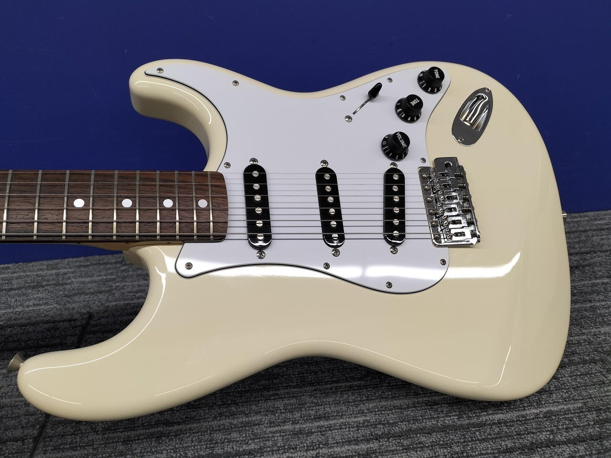 Fender Japan ST72 Stratocaster White Made in Japan 2014 Solid