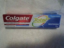 COLGATE TOTAL SF WHITENING SESITIVITY RELIEF TOOTHPASTE,4.8oz,stannous fluoride