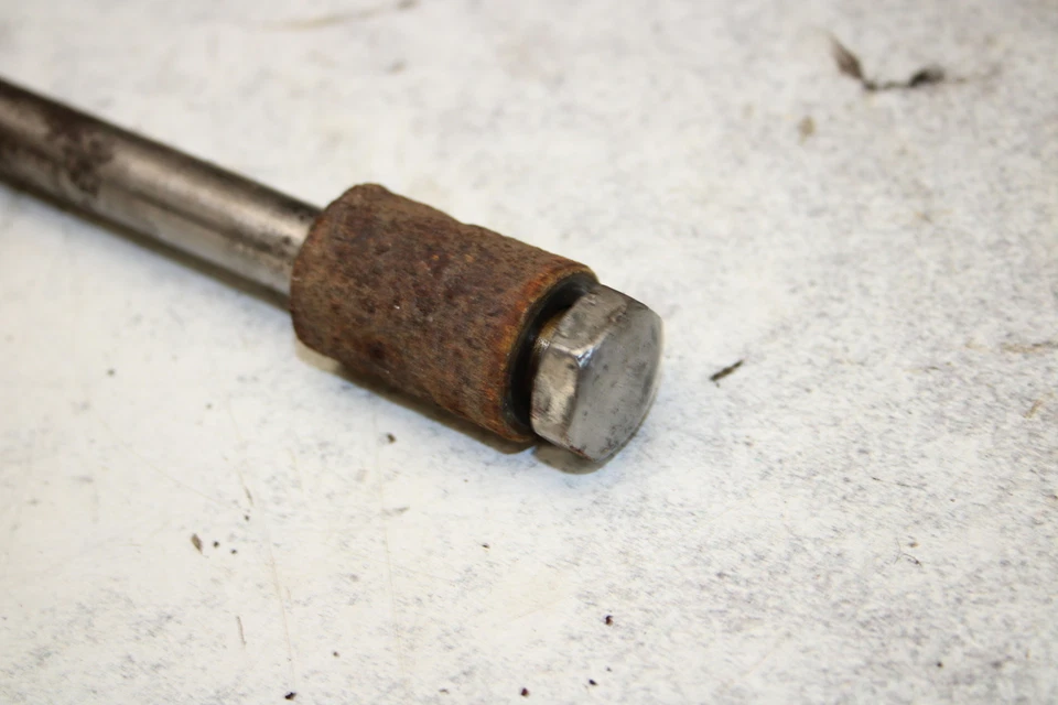 Bridgestone 90 Deluxe 1966 eje trasero llanta trasera perno de pivote BS90 M13-0396.JB Foto 3 de 3