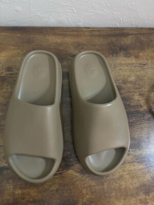 adidas gazelle silver green womens Adidas Yeezy Slide 'Flax' Grade-School