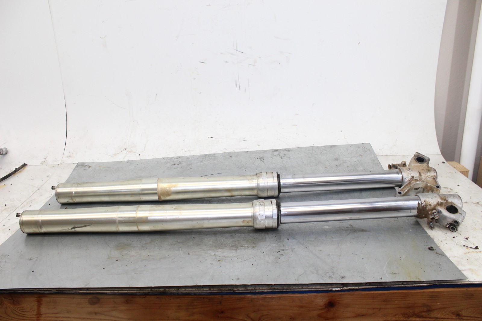 01-03 2003 YZ250F YZ 250F OEM Front Suspension Forks Damper Fork Set Assembly