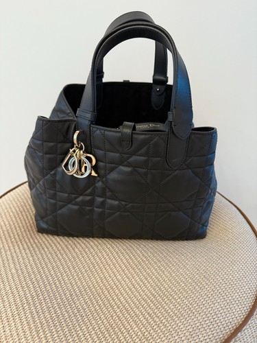Christian Dior Medium Dior Toujours Bag Black Macrocannage Calfskin - M28210SNW